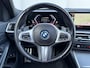BMW 3-Serie Touring 330e xDrive M Sport PHEV / FACE LIFT / Shadow Line / Panorama dak / Wide Screen / 1500kg Trekgewicht / M-pakket /  Parkeerassistent-pakket / 18" breedset LM wielen / Elektrische achterklep / Elektrische Stoelen / HUD /  Apple Carplay/Android /