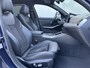 BMW 3-Serie Touring 330e xDrive M Sport PHEV / FACE LIFT / Shadow Line / Panorama dak / Wide Screen / 1500kg Trekgewicht / M-pakket /  Parkeerassistent-pakket / 18" breedset LM wielen / Elektrische achterklep / Elektrische Stoelen / HUD /  Apple Carplay/Android /
