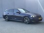 BMW 3-Serie Touring 330e xDrive M Sport PHEV / FACE LIFT / Shadow Line / Panorama dak / Wide Screen / 1500kg Trekgewicht / M-pakket /  Parkeerassistent-pakket / 18" breedset LM wielen / Elektrische achterklep / Elektrische Stoelen / HUD /  Apple Carplay/Android /