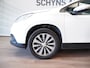Peugeot 2008 1.2 PureTech Active Automaat/Winterbanden/Trekhaak/Parkdistance/SUV.