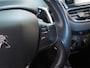 Peugeot 2008 1.2 PureTech Active Automaat/Winterbanden/Trekhaak/Parkdistance/SUV.