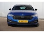 Skoda Octavia Combi 1.0 e-TSI Sport Business 110PK Automaat Trekhaak Sportstoelen Navigatie Carplay Android Airco Cruise Control LED Rijstrooksensor Parkeersensor