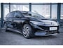 Volkswagen ID.7 Tourer Pro Limited Edition 286 PK Trekhaak | Achterklep elektrisch bedienbaar incl. Easy Open & Close | Automatische afstandsregeling (Adaptive Cruise Control) | Buitenspiegels elektrisch instel-, verwarm- en inklapbaar