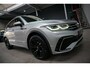 Volkswagen Tiguan 1.5 TSI R-Line Black Style|Trekhaak|HUD|Discover Pro