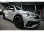 Volkswagen Tiguan 1.5 TSI R-Line Black Style|Trekhaak|HUD|Discover Pro