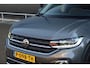 Volkswagen T-Cross 1.0 TSI 116pk Style Business R-Line Virtual Achteruitrijcamera Clima Trekhaak Parkeersensoren