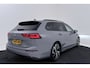 Volkswagen Golf Variant 1.5 eTSI R-Line | Uitklap Trekhaak | Panoramadak | Stoel-/Stuurverwarming | Blind Spot |