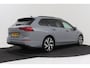 Volkswagen Golf Variant 1.5 eTSI R-Line | Uitklap Trekhaak | Panoramadak | Stoel-/Stuurverwarming | Blind Spot |