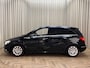 Mercedes-Benz B-klasse 180 Prestige *Afn. Trekhaak* Camera / Xenon / Stoelverw. / Privacy Glass + Chrome / Navigatie / Bluetooth / Cruise + Limiter