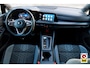 Volkswagen Golf Variant 1.5 eTSI R-Line /LED/IQ-LIGHT/SFEERVERL./CAMERA/ACC/CARPLAY!