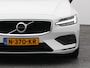 Volvo V60 2.0 B3 Momentum Business | PANO | KEYLESS | STOEL- EN STUURVERW. | TREKHAAK