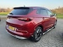 Opel Grandland 1.2 Turbo Elegance | Alcantara | Stuurverwarming | Voorruitverwarming | All Season banden | Treeplanken