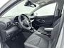 Toyota Yaris 1.5 Hybrid 115 Dynamic | Apple Carplay / Android Auto | Dodehoek detectie | Parkeersensoren voor/achter | Stoel-/stuurverwarming | Adaptive Cruise | Clima | Keyless | Camera | 16 inch