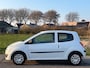 Renault Twingo 1.2 Authentique 3-Drs Airco Electric pakket Audio/CD Colorpakket Getint glas ABS Dealeronderhoud Apk 12/02/2027