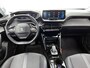 Peugeot e-2008 Allure Pack 50kWh | 1ste eigenaar | Trekhaak | Stoelverwarming | Camera | Navigatie | AUTOMAAT