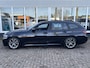 BMW 3-Serie Touring 318i Business Edition | M Pakket | Sfeerverlichting | Apple Carplay | Parkeercamera