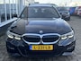 BMW 3-Serie Touring 318i Business Edition | M Pakket | Sfeerverlichting | Apple Carplay | Parkeercamera