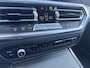 BMW 3-Serie Touring 318i Business Edition | M Pakket | Sfeerverlichting | Apple Carplay | Parkeercamera