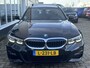 BMW 3-Serie Touring 318i Business Edition | M Pakket | Sfeerverlichting | Apple Carplay | Parkeercamera