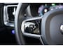 Volvo V60 2.0 T6 Plug-in hybrid AWD Ultimate Dark long range Heico Edition | Heico uitlaat met klep | Heico bodypakket | Dealer onderhouden | HUD | Pano | Harman Kardon | Trekhaak | Lederen dashboard | Black pakket |
