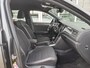 Volkswagen T-Roc 1.5 TSI Sport 2x R-Line | Parkeer Camera | Adaptieve Cruise | Navi