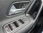 Mercedes-Benz CLA Shooting Brake 180 Business Solution | Mbux | Stoelverwarming | Parkeer Camera | Elektrische Achterklep