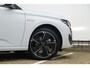 Peugeot e-308 Style | 8 jaar fabrieksgarantie of 160.000 kilometer op het accupakket | Autonomous Emergency Braking d.m.v. radar i.p.v. camera | Climate control met links/rechts gescheiden regeling en high efficiëncy koolstoffilter