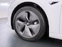 Tesla Model 3 RWD SR Plus 325PK LFP Accu AutoPilot Leer Pano-Dak Adaptive-Cruise Camera's Elektr.-Stuur+Stoelen+Spiegels+Geheugen+Easy-Entry+Verwarmde stoelen Park assistent Pdc WIFI Lane-Assist Speed-Assist Navi LED DAB Voorverwarmen Keyless One-Pedal-Drive Lmv 18" SOH 89% 1e Eigenaar Origineel Nederlandse Auto Fabrieks Garantie op Accu en Motor tot 4-12-2028/160.000km