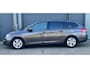 Peugeot 308 SW 1.2 - 130pk | RIJKLAAR EN RIEM v.v. | Trekhaak | Cruise | Airco | PDC |