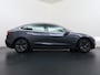 Tesla Model 3 Long Range AWD 75kWh Trekhaak Warmtepomp Lmv 18" AutoPilot Leder Pano-Dak Adaptive-Cruise Camera's Elektr.-Stuur+Stoelen+Spiegels+Geheugen+Easy-Entry+Verwarmde stoelen Park assistent Pdc WIFI Lane-Assist Navi LED DAB Voorverwarmen interieur Keyless One-Pedal-Drive 4WD 1.000kg Trekvermogen Origineel Nederlandse Auto Fabrieksgarantie op Accu en Motor tot 25-09-2028/192.00km