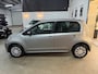 Volkswagen Up! 1.0 BMT move up!