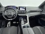 Peugeot 3008 1.6 e-THP GT Line | 2e eigenaar | Panoramadak | Trekhaak | Adaptieve cruise control | Elektrische achterklep |