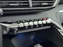Peugeot 3008 1.6 e-THP GT Line | 2e eigenaar | Panoramadak | Trekhaak | Adaptieve cruise control | Elektrische achterklep |
