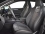 Volkswagen Passat Variant 1.5 eHybrid R-Line Business 204Pk DSG/AUTO | Head up Display | Trekhaak Elecktrisch | Massage Functie | Stoel/Stuur verwarming | Navigatie | Cruise control adaptief | 18"LMV