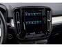 Volvo XC40 1.5 T4 Recharge R-Design | Plug-in Hybrid (PHEV) | Panoramadak | Trekhaak | Adaptieve Cruise Control | Parkeer Camera | Dode Hoek Detectie | Stoel en Stuurverwarming