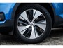 Volvo XC40 1.5 T4 Recharge R-Design | Plug-in Hybrid (PHEV) | Panoramadak | Trekhaak | Adaptieve Cruise Control | Parkeer Camera | Dode Hoek Detectie | Stoel en Stuurverwarming