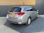 Toyota Auris Touring Sports 1.8 Hybrid Lease+ | Panodak | Stoelverw. | Parkeersensoren V&A | Camera | Prijs Rijklaar!!