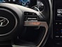 Hyundai Tucson 1.6 T-GDI PHEV Comfort Smart 4WD | Trekhaak | Apple Carplay/Android Auto | Stoel/stuurverwarming | Elektrische achterklep | Climate control | Adaptief Cruise Control | Draadloos oplaadstation | Rijklaarprijs |