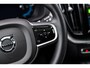 Volvo XC60 Plug-in Hybrid T6 AWD Plus Dark | Long Range | Harman Kardon audio | 360 graden camera | Stoel- en stuurverwarming | Adaptive cruise control | Voorruitverwarming | Dode hoek detectie BLIS | Actieve LED koplampen | Verwarmbare achterbank | Getint glas |