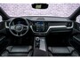 Volvo XC60 Plug-in Hybrid T6 AWD Plus Dark | Long Range | Harman Kardon audio | 360 graden camera | Stoel- en stuurverwarming | Adaptive cruise control | Voorruitverwarming | Dode hoek detectie BLIS | Actieve LED koplampen | Verwarmbare achterbank | Getint glas |