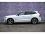 Volvo XC60 Plug-in Hybrid T6 AWD Plus Dark | Long Range | Harman Kardon audio | 360 graden camera | Stoel- en stuurverwarming | Adaptive cruise control | Voorruitverwarming | Dode hoek detectie BLIS | Actieve LED koplampen | Verwarmbare achterbank | Getint glas |