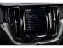 Volvo XC60 Plug-in Hybrid T6 AWD Plus Dark | Long Range | Harman Kardon audio | 360 graden camera | Stoel- en stuurverwarming | Adaptive cruise control | Voorruitverwarming | Dode hoek detectie BLIS | Actieve LED koplampen | Verwarmbare achterbank | Getint glas |