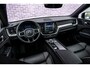 Volvo XC60 Plug-in Hybrid T6 AWD Plus Dark | Long Range | Harman Kardon audio | 360 graden camera | Stoel- en stuurverwarming | Adaptive cruise control | Voorruitverwarming | Dode hoek detectie BLIS | Actieve LED koplampen | Verwarmbare achterbank | Getint glas |