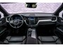 Volvo XC60 Plug-in Hybrid T6 AWD Plus Dark | Long Range | Harman Kardon audio | 360 graden camera | Stoel- en stuurverwarming | Adaptive cruise control | Voorruitverwarming | Dode hoek detectie BLIS | Actieve LED koplampen | Verwarmbare achterbank | Getint glas |