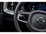 Volvo XC60 Plug-in Hybrid T6 AWD Plus Dark | Long Range | Harman Kardon audio | 360 graden camera | Stoel- en stuurverwarming | Adaptive cruise control | Voorruitverwarming | Dode hoek detectie BLIS | Actieve LED koplampen | Verwarmbare achterbank | Getint glas |