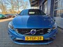 Volvo V60 1.6 T3 R-DESIGN, Camera, Trekhaak, Carplay, ALL IN Prijs!