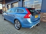 Volvo V60 1.6 T3 R-DESIGN, Camera, Trekhaak, Carplay, ALL IN Prijs!