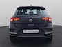 Volkswagen T-Roc 1.5TSI/150PK DSG · Navigatie · Parkeersensoren · Lane assist