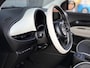 Fiat 500 1.0 Hybrid La Prima I Apple Carplay/Android Auto I Achteruitrij camera | JBL audio I cruise control I Panoramadak I