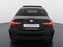 Mercedes-Benz C-klasse 200 AMG // Panoramadak // Trekhaak // Carplay // Camera // Nightpakket // Alarm // 19 inch // Sfeerverlichting